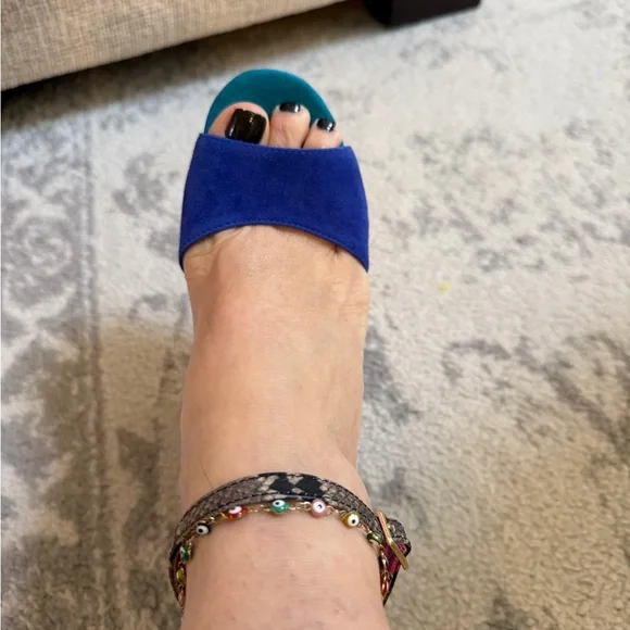 Steve Madden Blue and Pink Heels - Picture 4 of 5